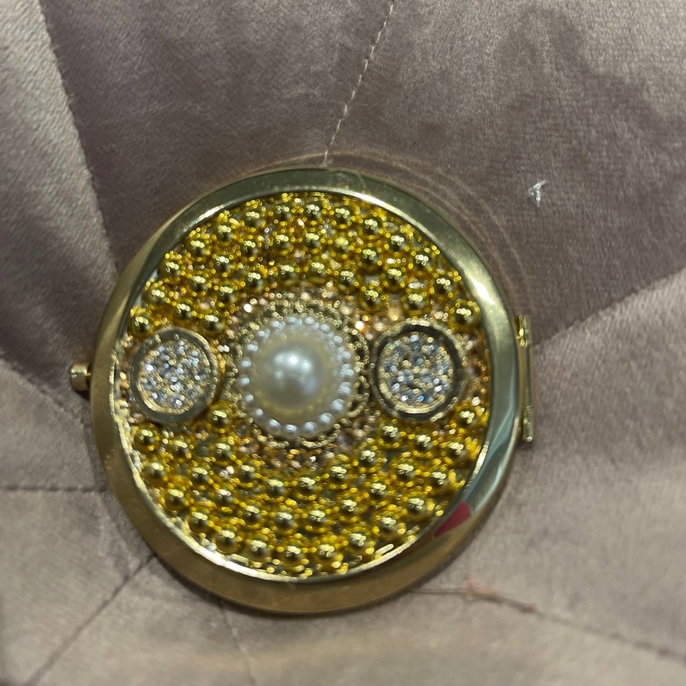 Luxury compact mirror Golden Pearls